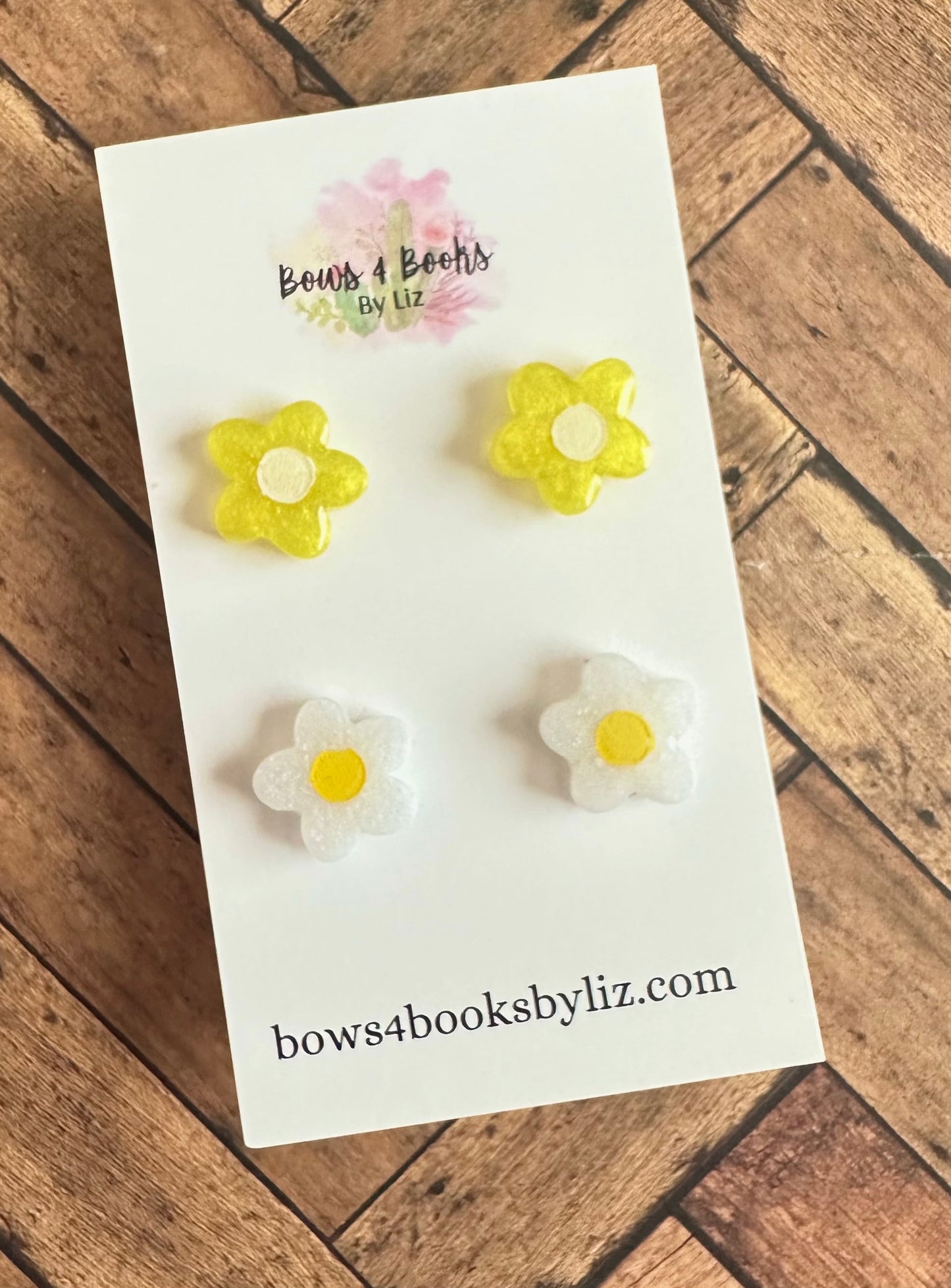 Daisy Studs